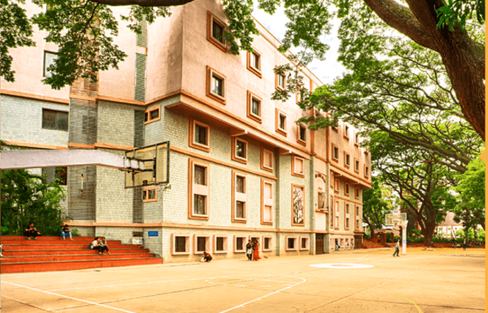 Mount Carmel College [MCC]