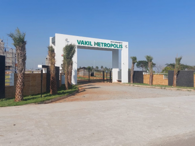 Plots for sale in Vakil Metropolis