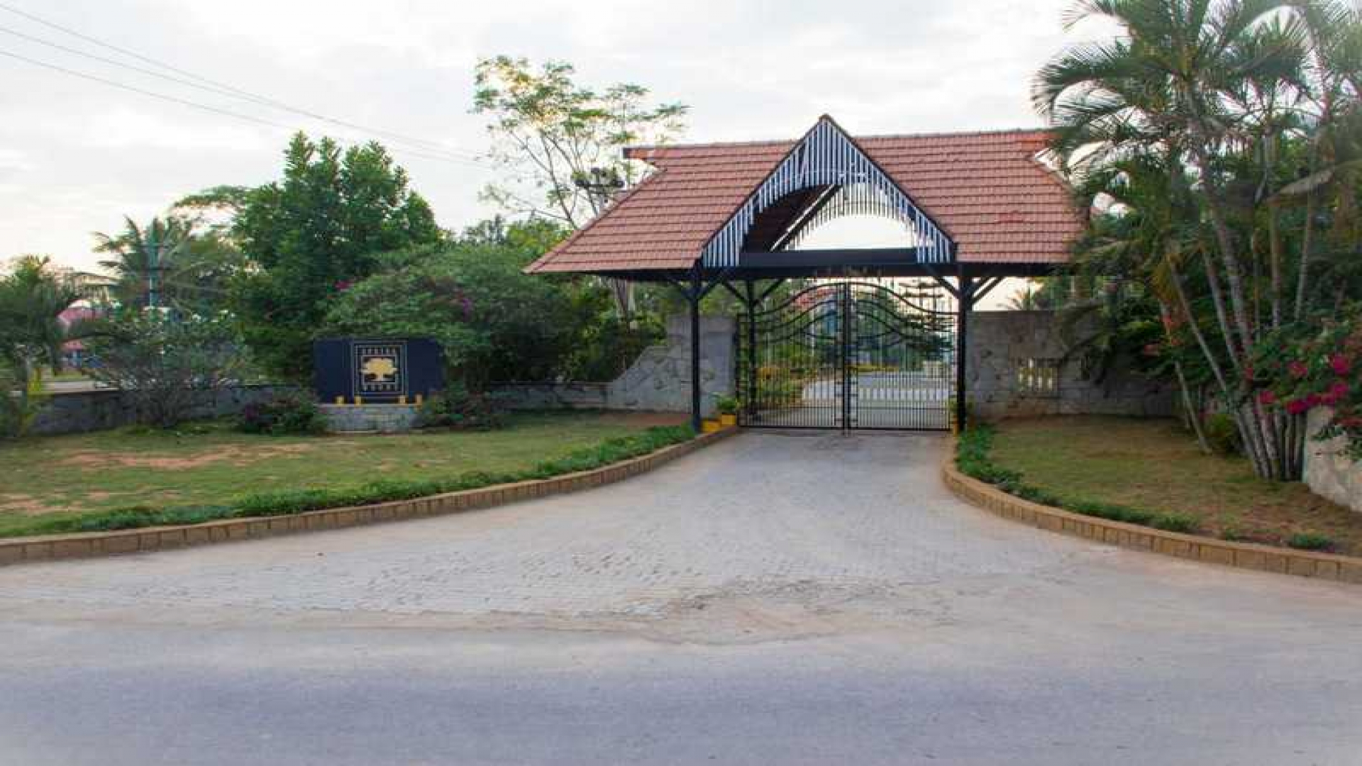 Akruthi Spring Woods