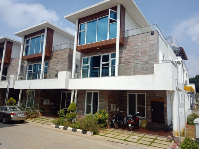 Individual House for sale in Shravanthi Oakridge