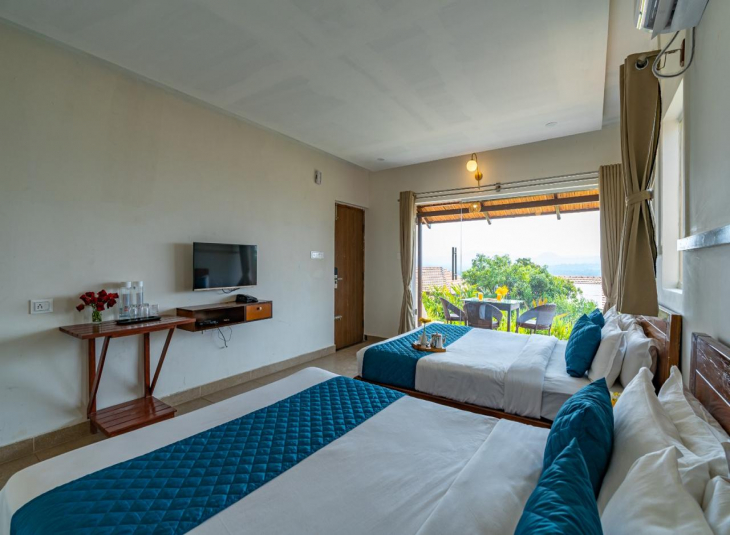 1100 Sq.Ft, Hotel/ resort for sale in Mysore Road